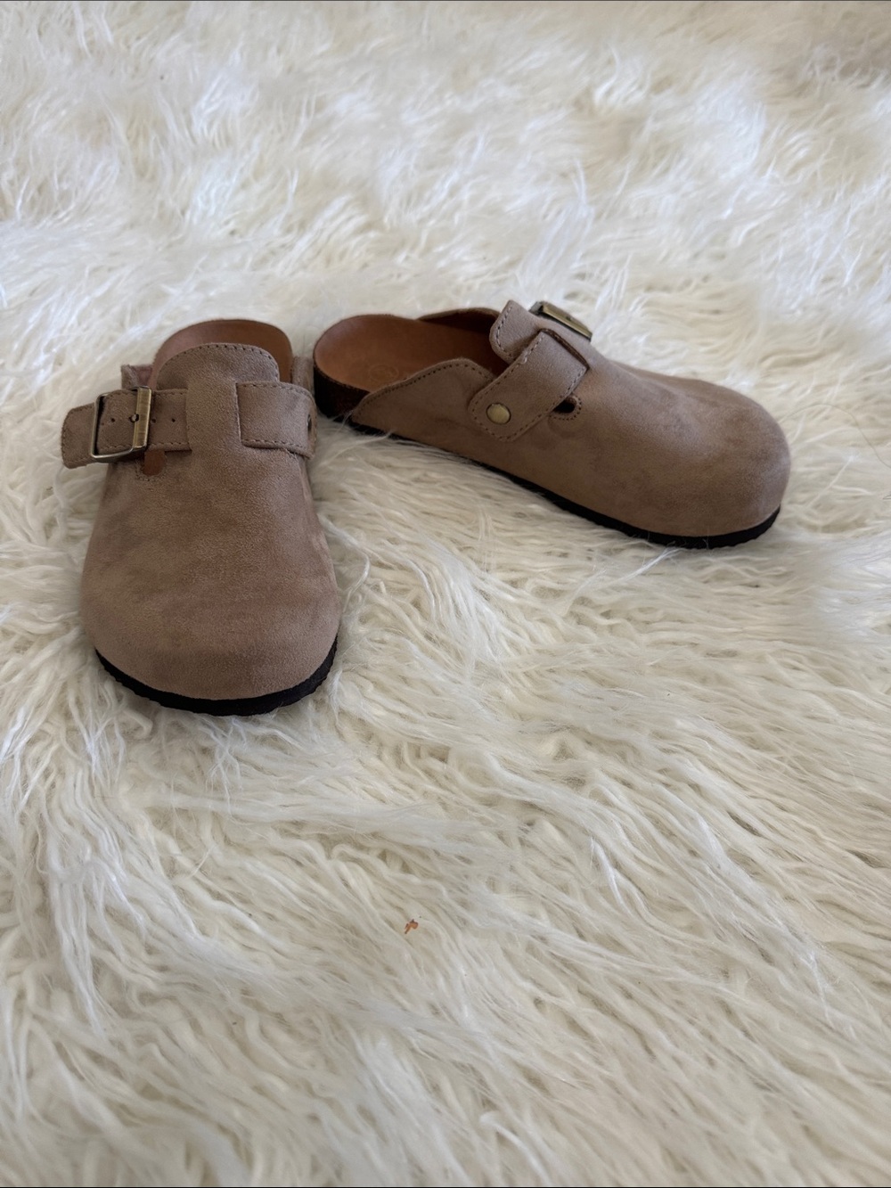 White Mountain Kids Taupe Suede Buckle Clogs